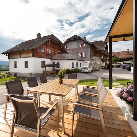 Haus Christophorus 3*